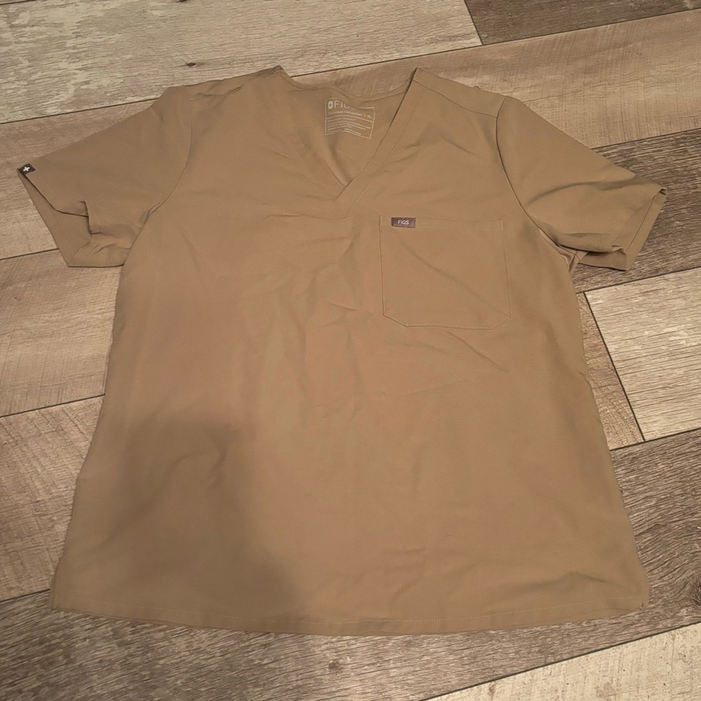 Figs Scrub Top
